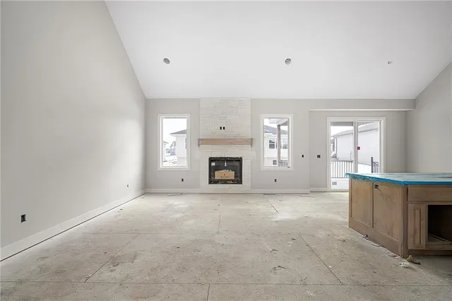 $636,325 | 25011 West 89th Street, Lenexa, KS 66227