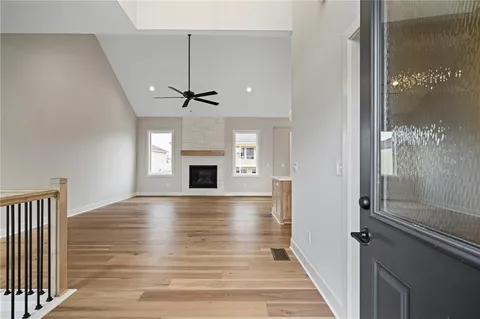 $636,325 | 25011 West 89th Street, Lenexa, KS 66227