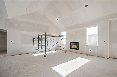 $636,325 | 25011 West 89th Street, Lenexa, KS 66227