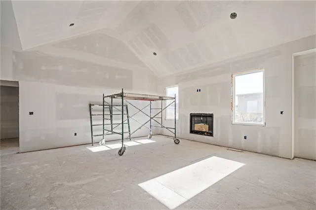 $636,325 | 25011 West 89th Street, Lenexa, KS 66227