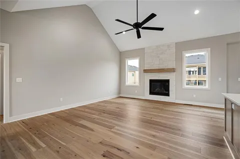 $636,325 | 25011 West 89th Street, Lenexa, KS 66227