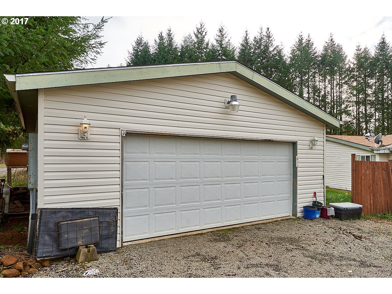 47765 Southwest Hebo Road Grand Ronde, OR 97347 - Photo 18 of 31 a backyard of a house