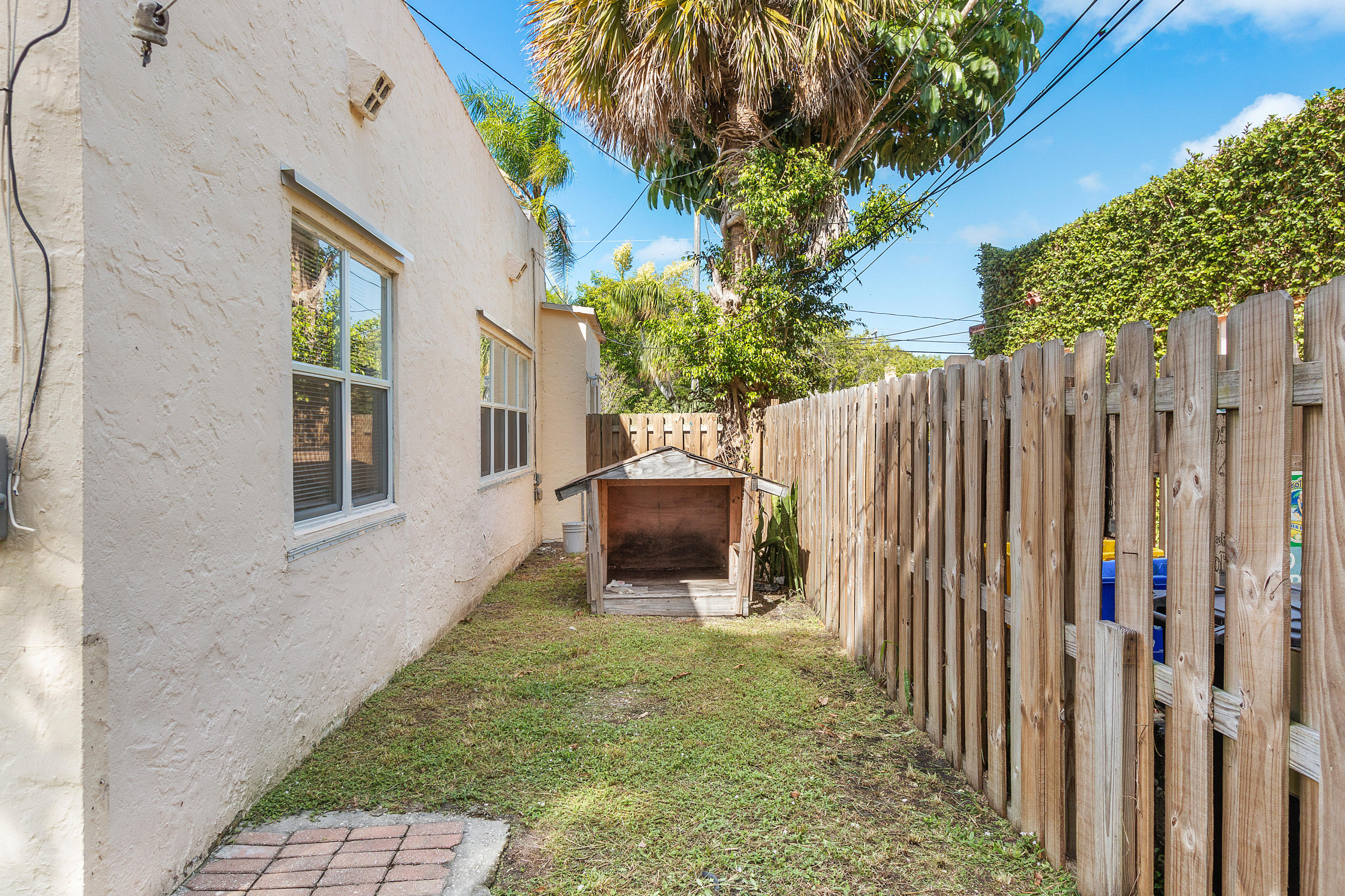 534 Hampton Road West Palm Beach, FL 33405 - Photo 29 of 29
