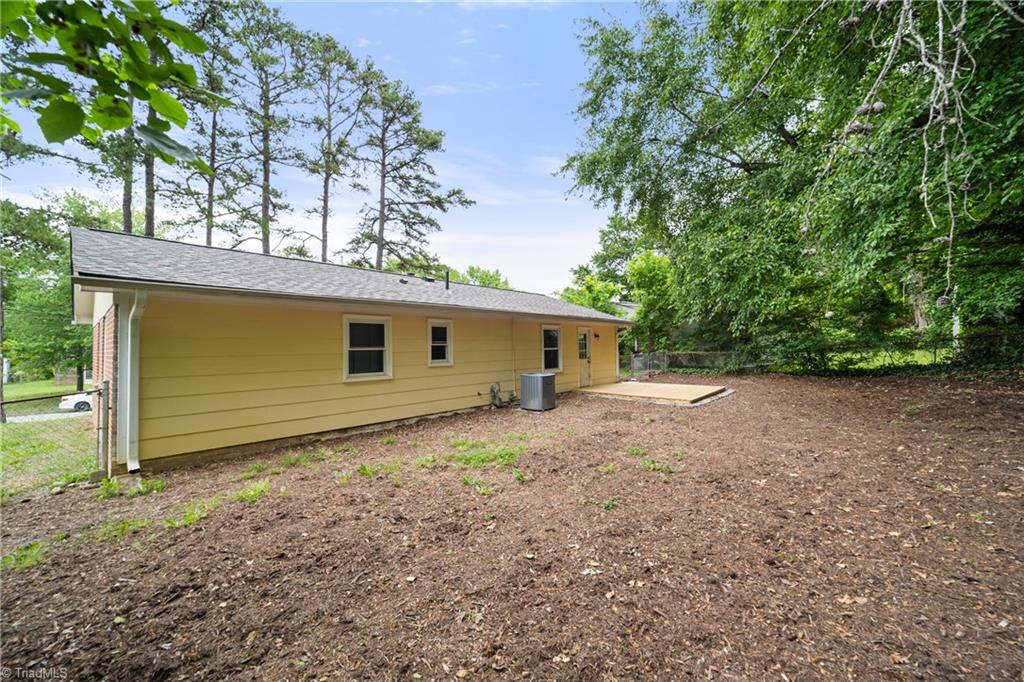 802 Miriam Avenue High Point, NC 27263 - Photo 32 of 33