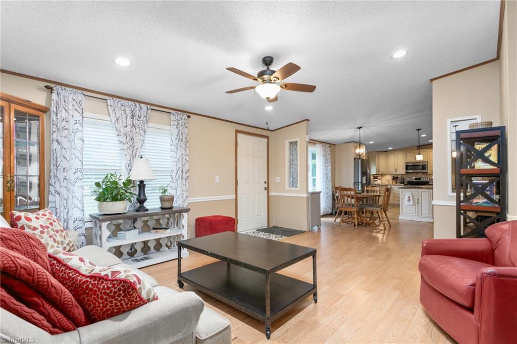 8565 Harlow Road Archdale, NC 27263 - Photo 8 of 48 Den