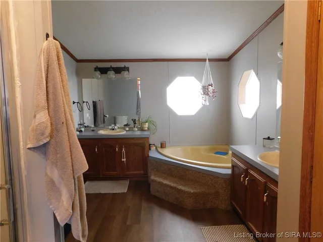 $209,900 | 4592 Highway 160, Salem, IN 47167