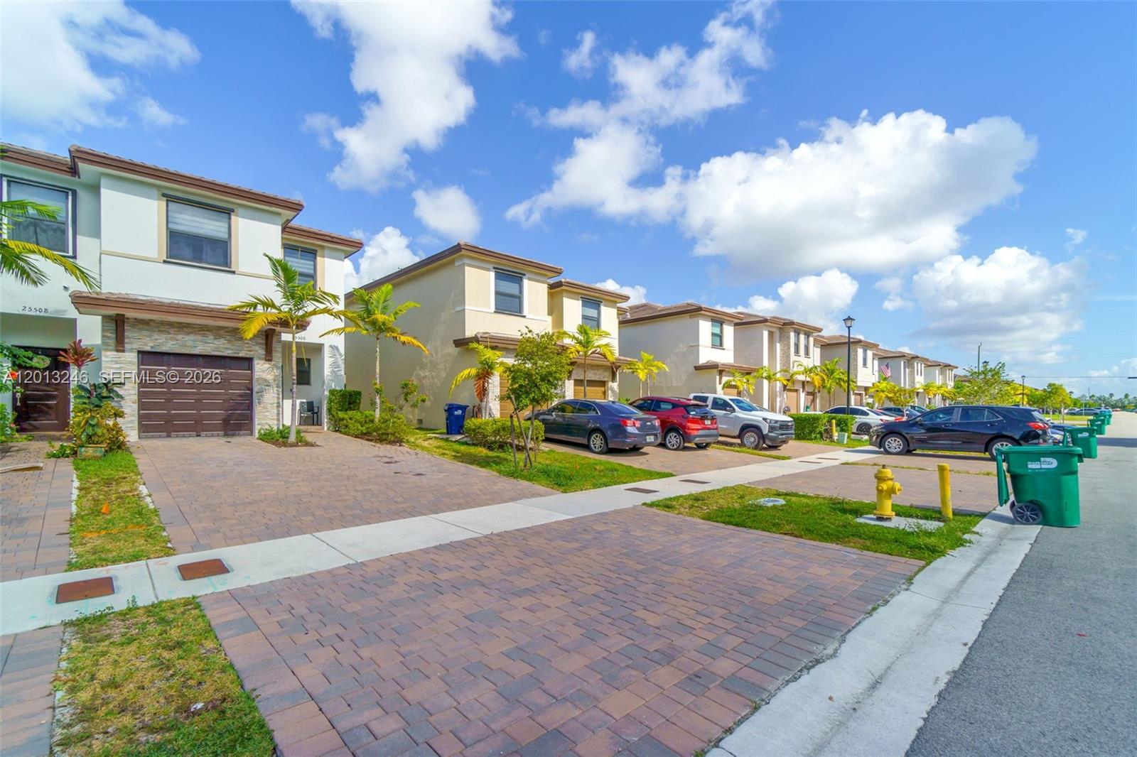 25500 Southwest 108th Avenue Homestead, FL 33032 - Photo 4 of 26