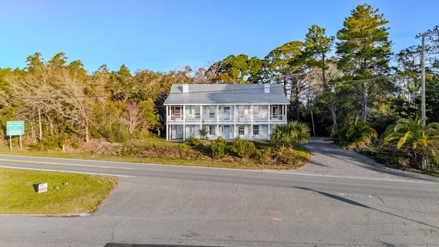 $625,000 | 1617 Highway 98 East, Carrabelle, FL 32322
