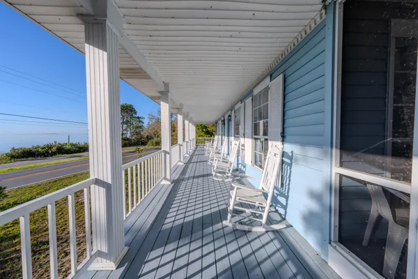 $625,000 | 1617 Highway 98 East, Carrabelle, FL 32322