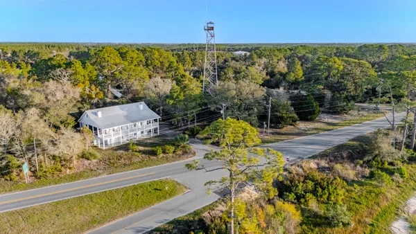 $625,000 | 1617 Highway 98 East, Carrabelle, FL 32322