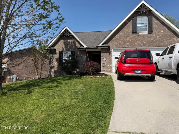 $325,000 | 7715 Applecross Road, Corryton, TN 37721
