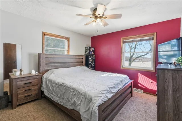 $409,000 | 2817 Spring Hill Drive, Stoughton, WI 53589