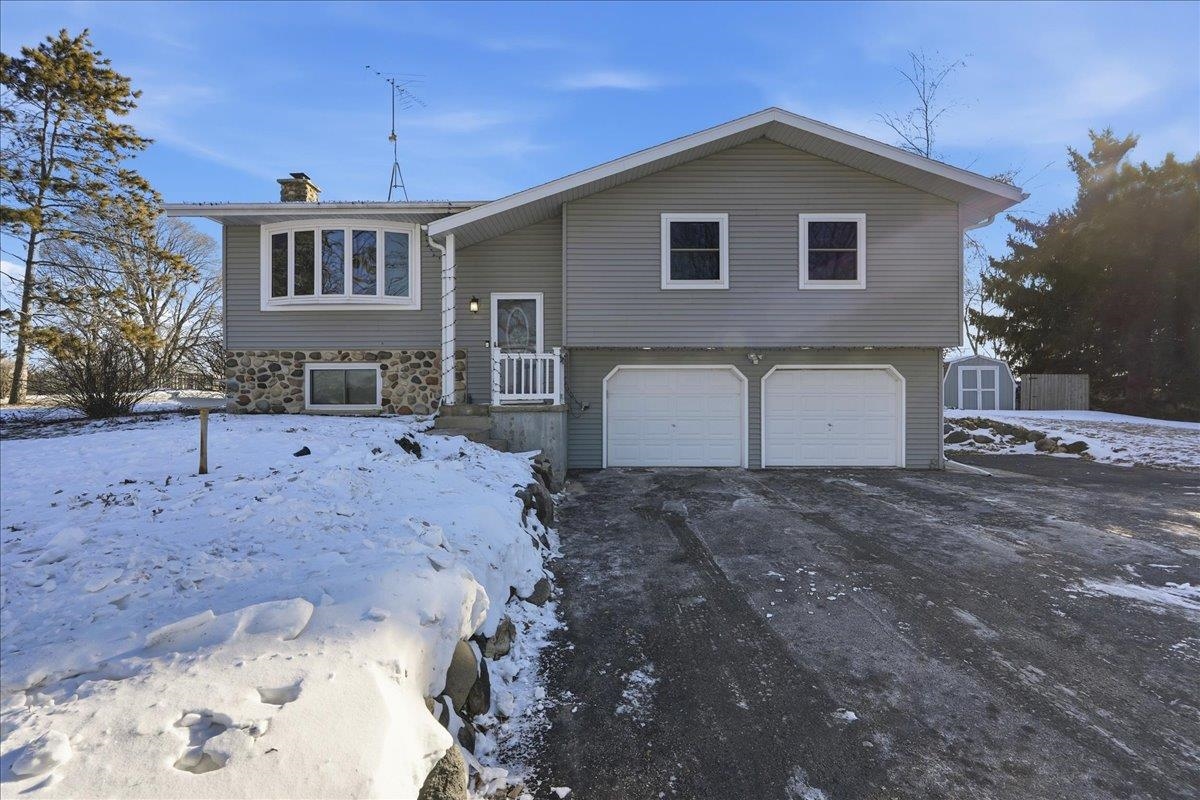 2817 Spring Hill Drive Stoughton, WI 53589 - Photo 6 of 53