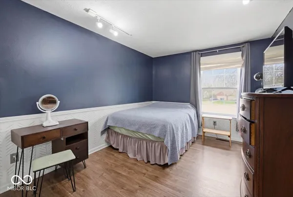 $325,000 | 18 Village Parkway, Pendleton, IN 46064