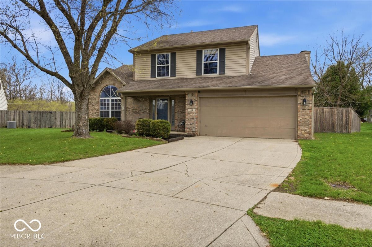 18 Village Parkway Pendleton, IN 46064 - Photo 2 of 24