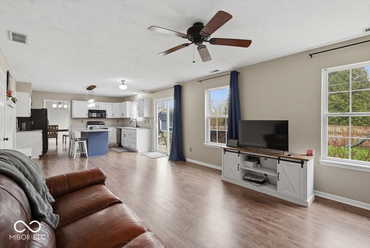 18 Village Parkway Pendleton, IN 46064 - Photo 8 of 24