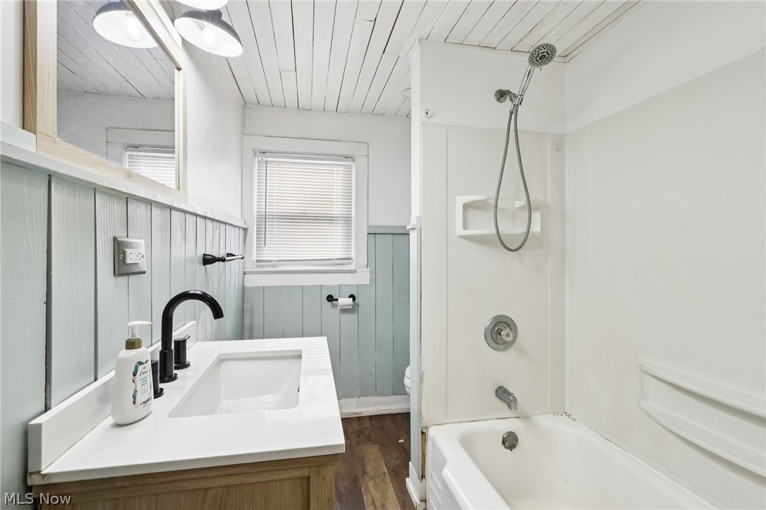 12249 Whitman Road Doylestown, OH 44230 - Photo 19 of 39 Gallery Image 19