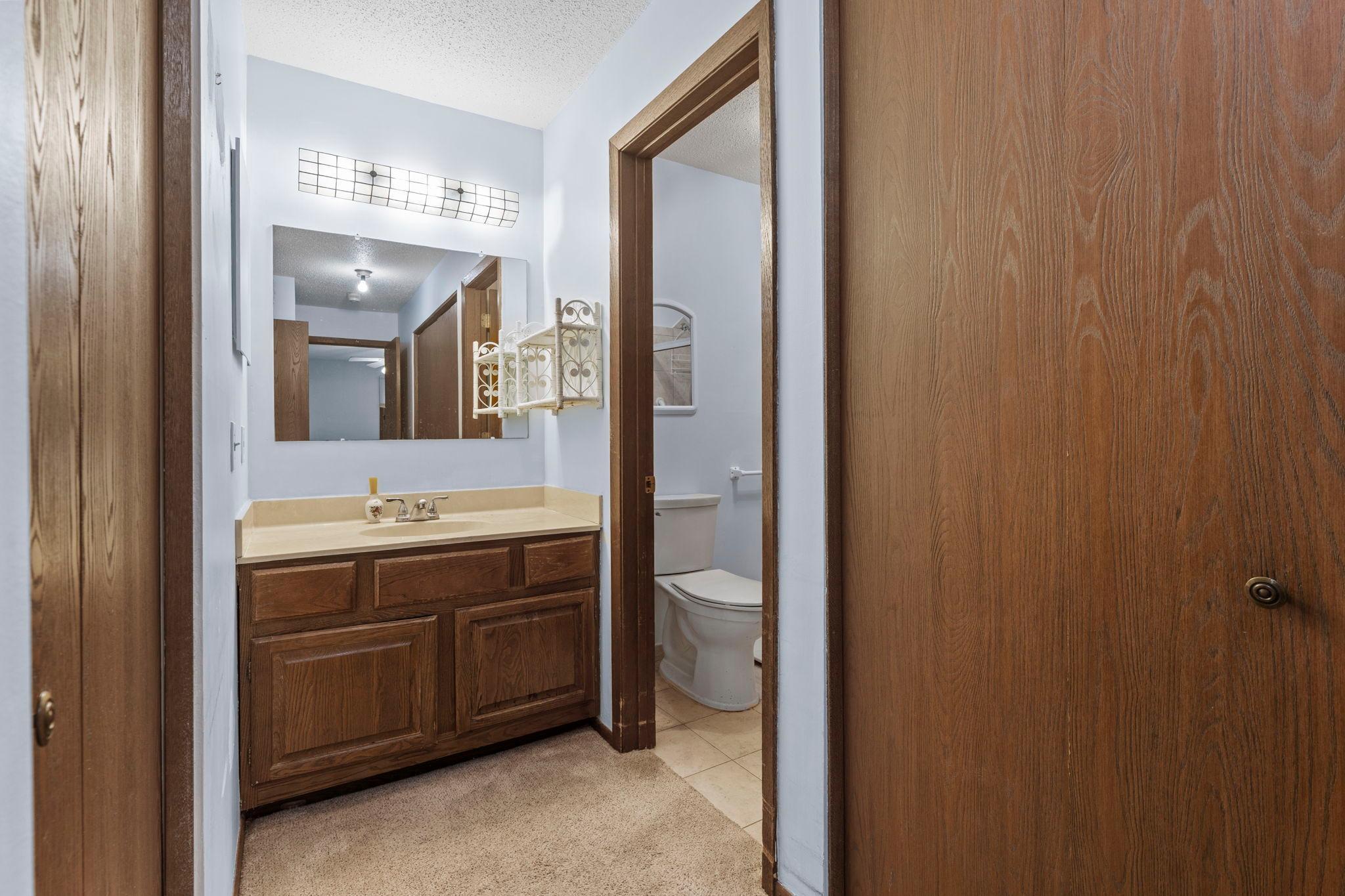 10451 Greenbrier Road, Unit B103 Hopkins, MN 55305 - Photo 14 of 21