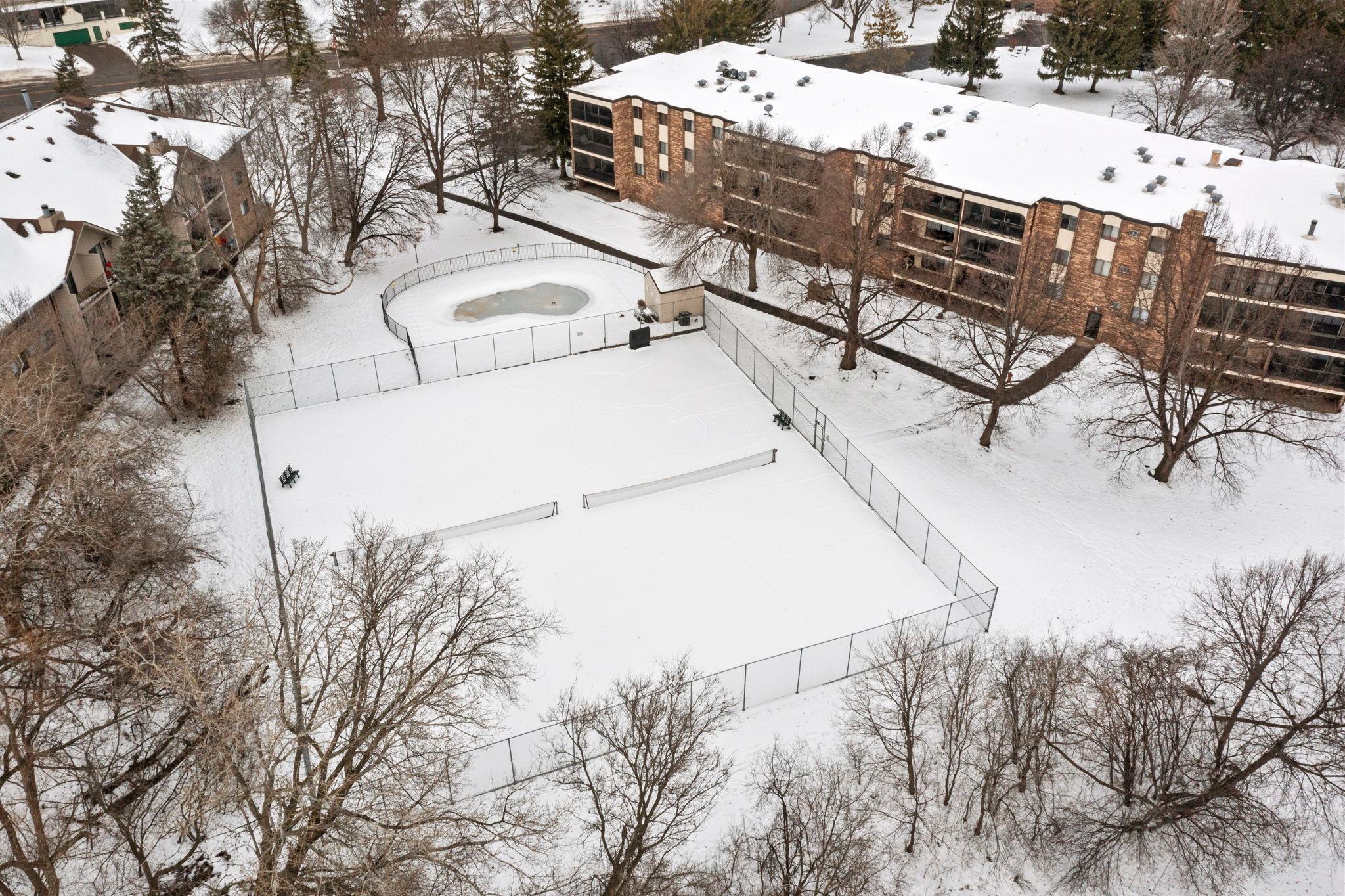 10451 Greenbrier Road, Unit B103 Hopkins, MN 55305 - Photo 19 of 21