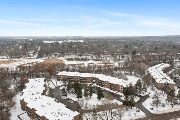 $142,000 | 10451 Greenbrier Road, Unit B103, Hopkins, MN 55305