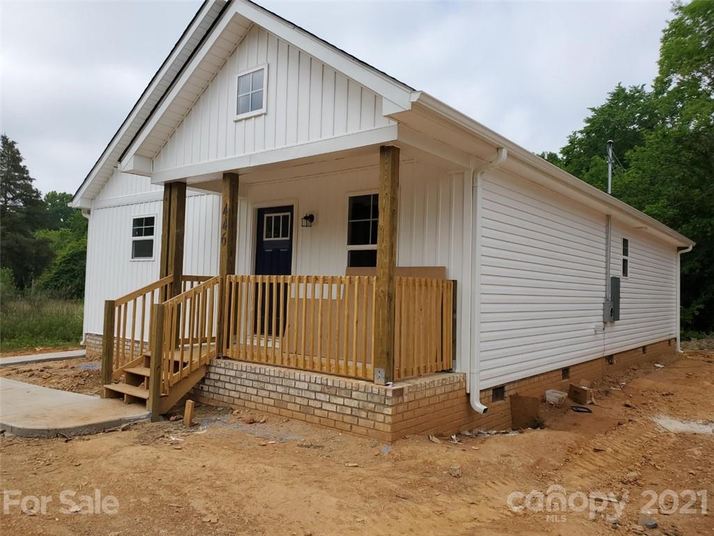 446 Porter Road Rock Hill, SC 29730 - Photo 15 of 15 a view of a house with wooden fence