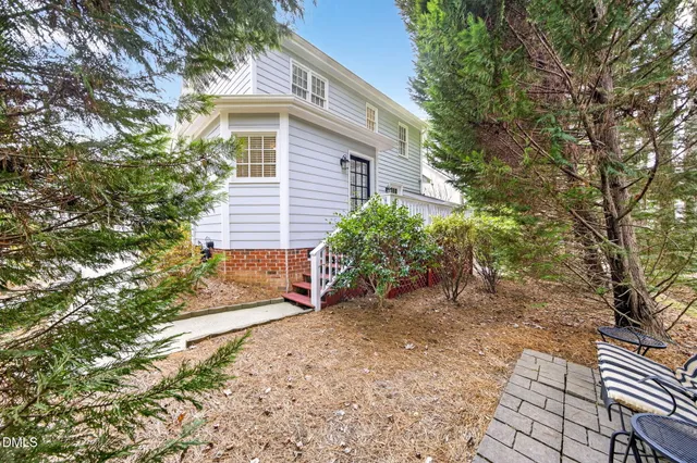 $439,900 | 7109 Benhart Drive, Raleigh, NC 27613