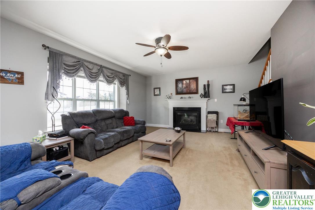7266 Cedar Road Lower Macungie Township, PA 18062 - Photo 15 of 48