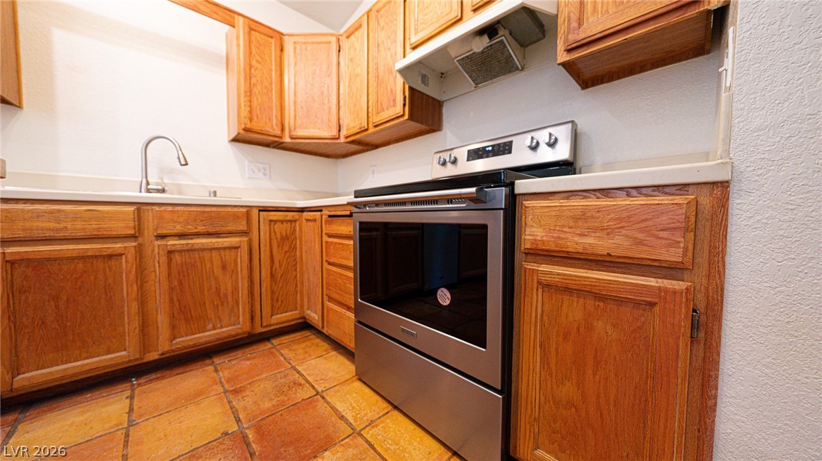 6357 Formula Way Las Vegas, NV 89146 - Photo 11 of 32