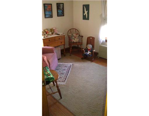 53 Overfield Road East Greenwich, RI 02818 - Photo 5 of 14 Den/Family/Great Room.