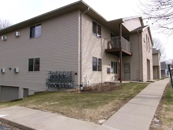 $234,900 | 333 Starkweather Drive, Beaver Dam, WI 53916