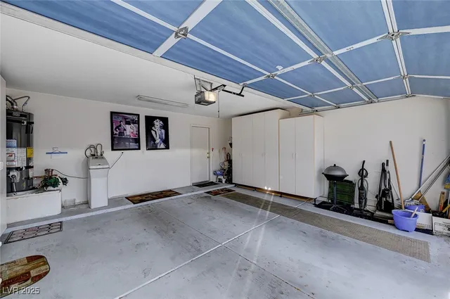 $2,230 | 516 Crimson View Place, Las Vegas, NV 89144