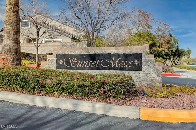 $2,230 | 516 Crimson View Place, Las Vegas, NV 89144