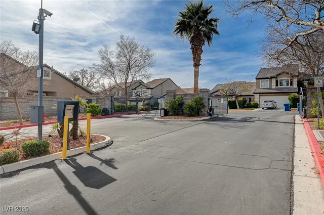 $2,230 | 516 Crimson View Place, Las Vegas, NV 89144