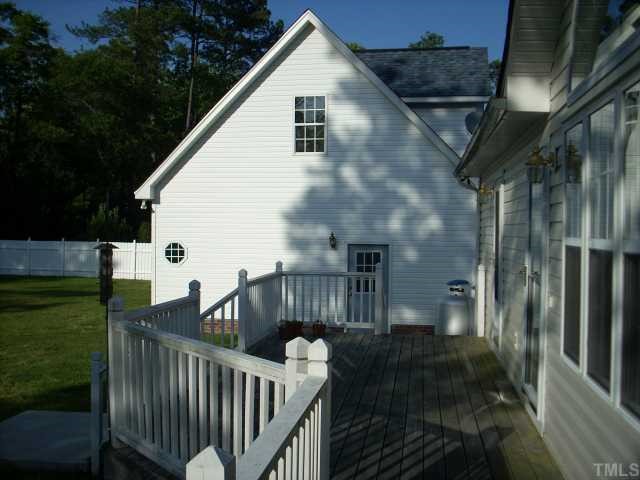 300 Polenta Road Smithfield, NC 27577 - Photo 8 of 11 Gallery Image 8