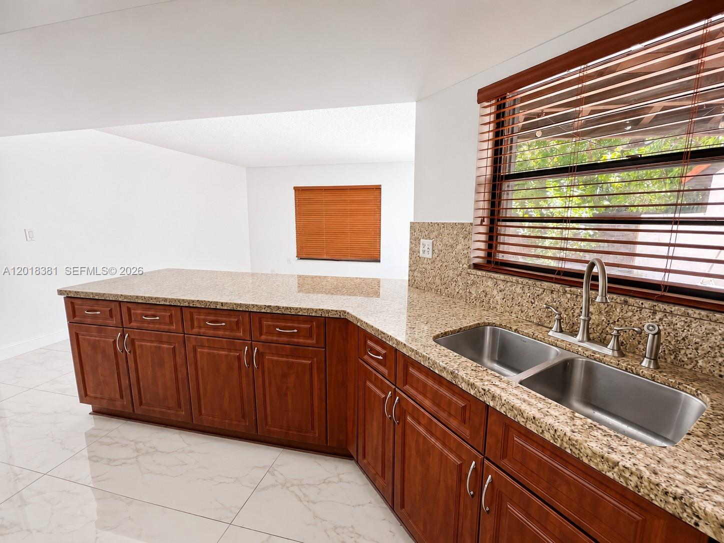 9123 Southwest 112th Court Miami, FL 33176 - Photo 10 of 67