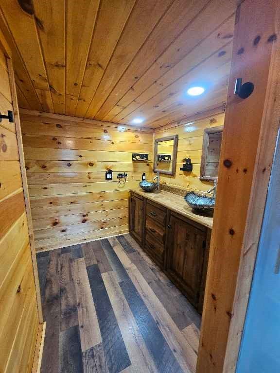 2764 Ivanhoe Road Fries, VA 24330 - Photo 4 of 22 Gallery Image 4