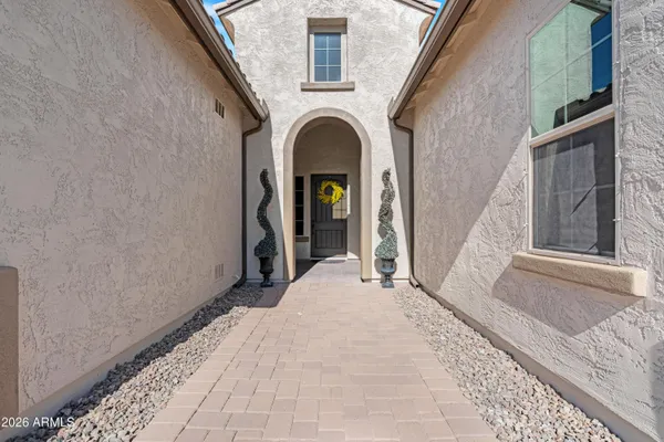 $995,000 | 2888 East Bellflower Drive, Gilbert, AZ 85298