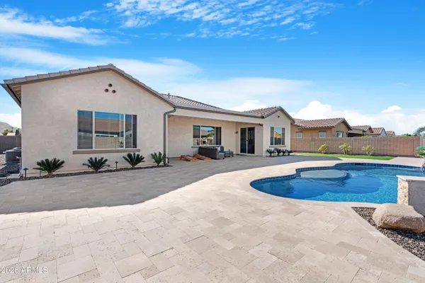$995,000 | 2888 East Bellflower Drive, Gilbert, AZ 85298
