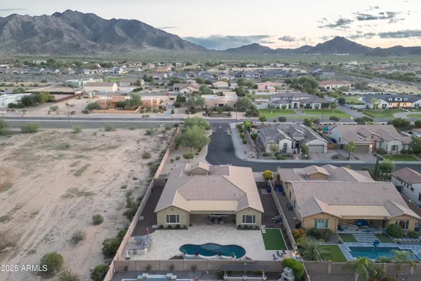 $995,000 | 2888 East Bellflower Drive, Gilbert, AZ 85298