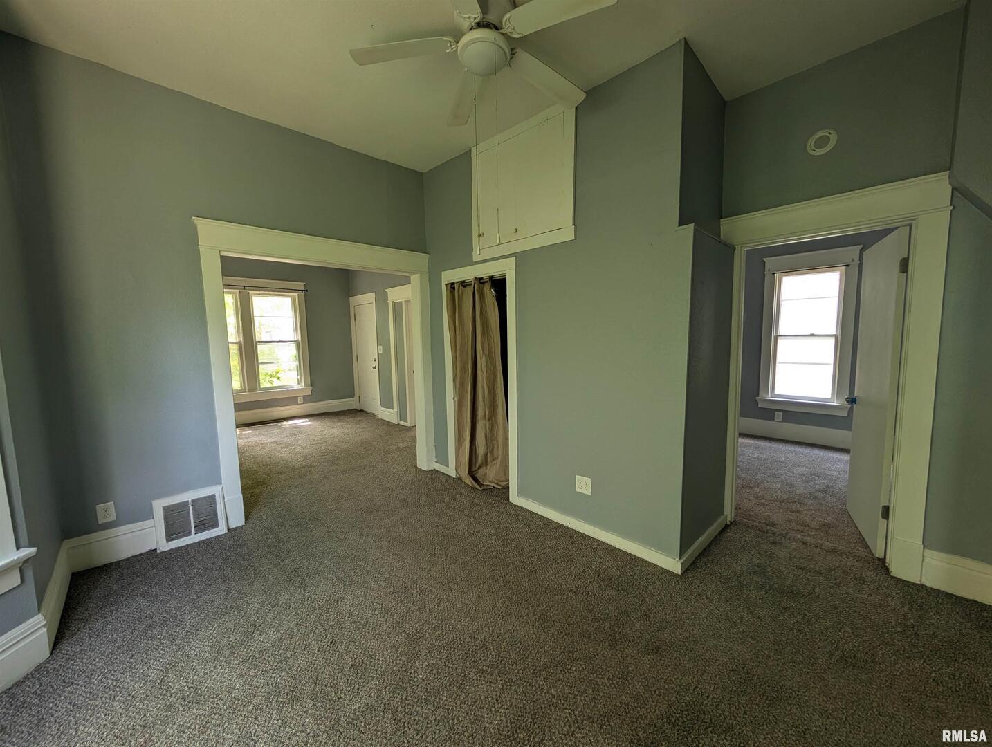 2833 8th Avenue Rock Island, IL 61201 - Photo 7 of 21