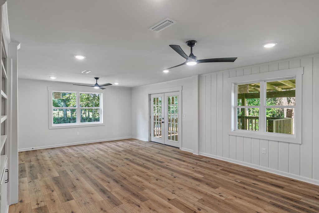 164 Geiger Road Headland, AL 36345 - Photo 8 of 27