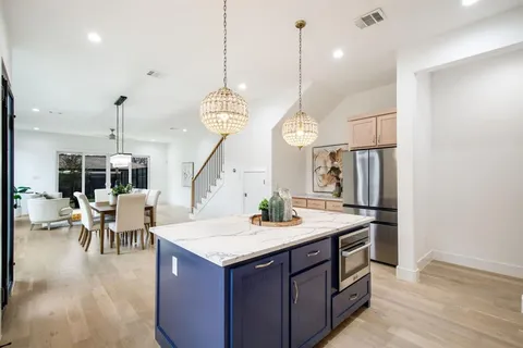 $1,298,000 | 807 South Glasgow Drive, Dallas, TX 75223