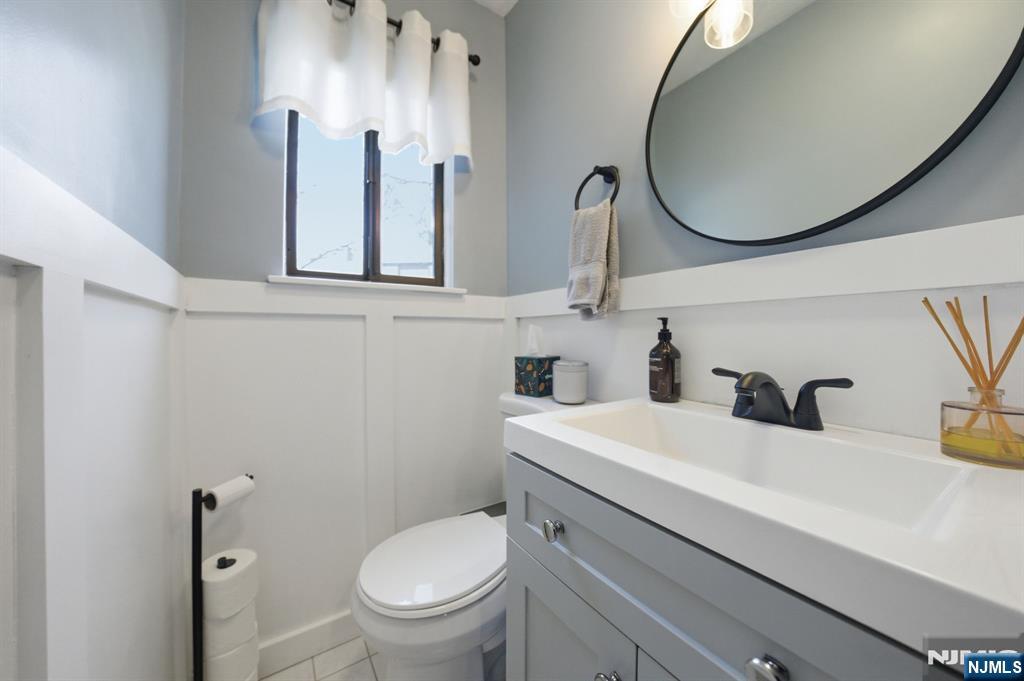 166 Sandcastle Key Secaucus, NJ 07094 - Photo 16 of 35