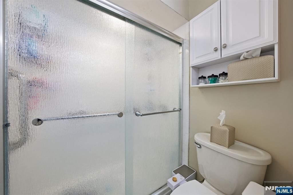 166 Sandcastle Key Secaucus, NJ 07094 - Photo 21 of 35
