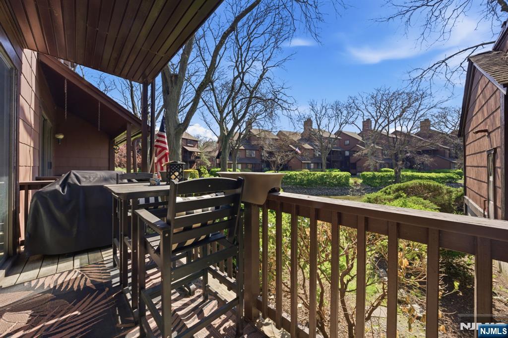 166 Sandcastle Key Secaucus, NJ 07094 - Photo 24 of 35