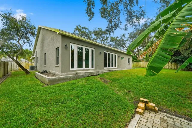 $1,425,000 | 700 Westfield Court, Dunedin, FL 34698