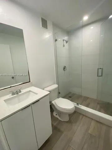 $1,900 | 935 Northeast 34th Avenue, Unit 202, Homestead, FL 33033