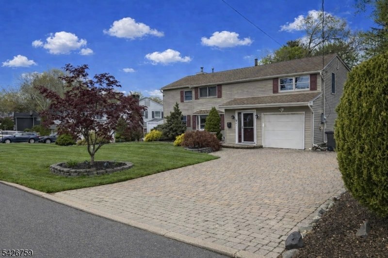 7 Stuart Street Waldwick, NJ 07463 - Photo 2 of 49