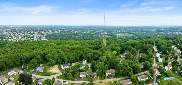 $1 | 0 Ipswich Street, Johnston, RI 02919