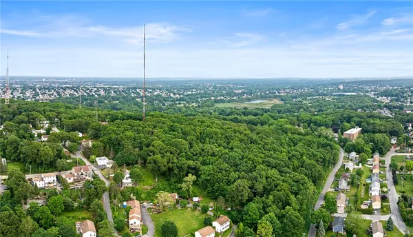 $1 | 0 Ipswich Street, Johnston, RI 02919